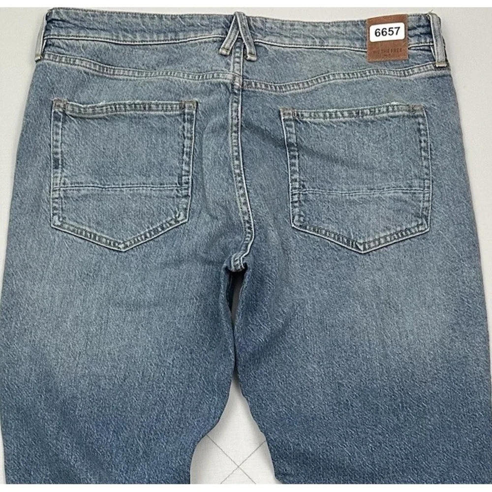 NEW Free People We The Free Boyfriend Jeans Women 32 (34x32) Blue Slim Raw Hem